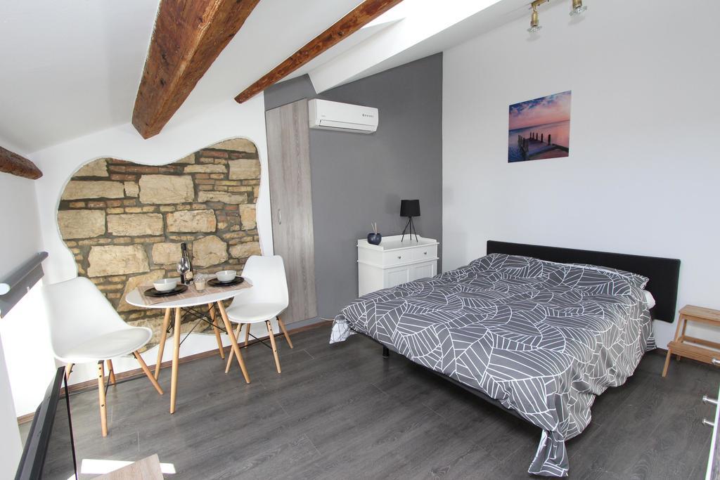 Ferienwohnung Studio Petra Rovinj Exterior foto